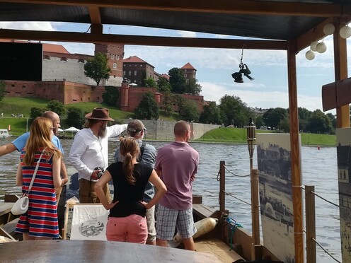 Rejsy po Krakowie, rejsy do Tyńca, rejsy po Wiśle, rejsy galarem po Krakowie, osada nad Wisłą, impreza na statyku